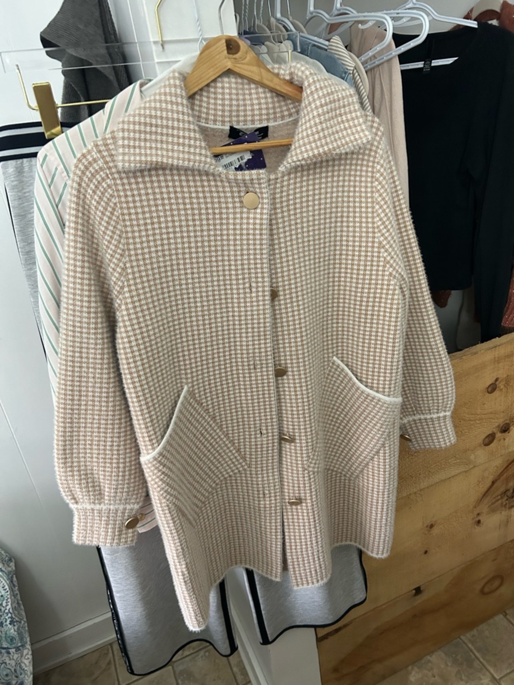 Women’s Beige Houndstooth Button-Front Coat